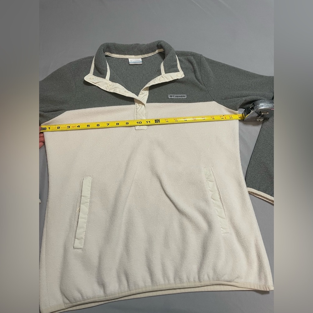 EUC ❄️Columbia Women's Gray and Cream Fleece Pullover❄️Size Medium - Picture 6 of 9